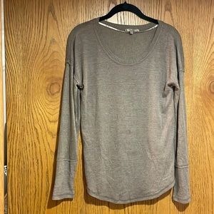 Miss Me lightweight sweater top. Dark taupe brown small